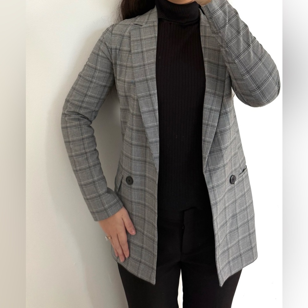 Dynamite Black and Gray Checkered Blazer XS professional look | Perfect for work